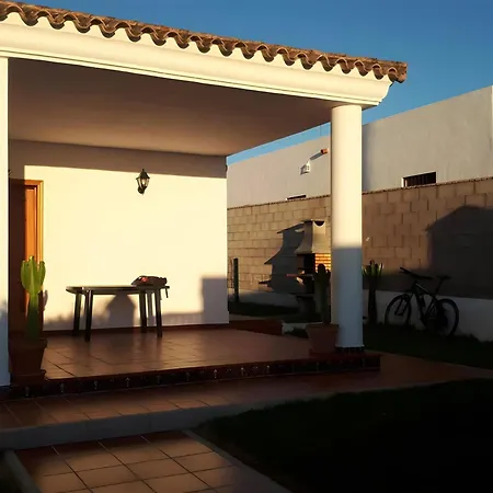 Villa Chalet Con Piscina Privada, Bbq Y A 15 Min De La Playa - Ideal Para Familias - Es-180-50 *