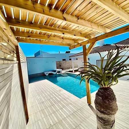 Chalet Con Piscina Privada, Bbq Y A 15 Min De La Playa - Ideal Para Familias - Es-180-50 * Conil De La Frontera